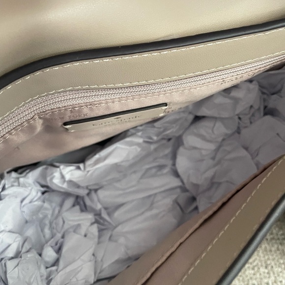 BNWT Kate Spade Light Tan Crossbody Bag - Picture 6 of 7